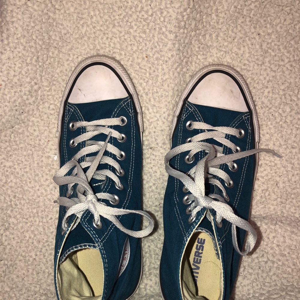 Blue/Dark Turquoise High Top converse(will clean)